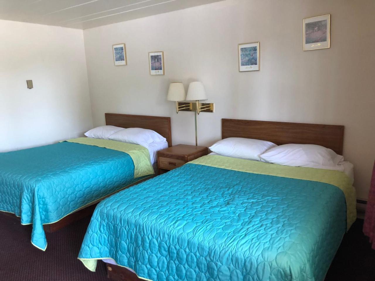 Seaway Motel Roosevelt Park Екстер'єр фото
